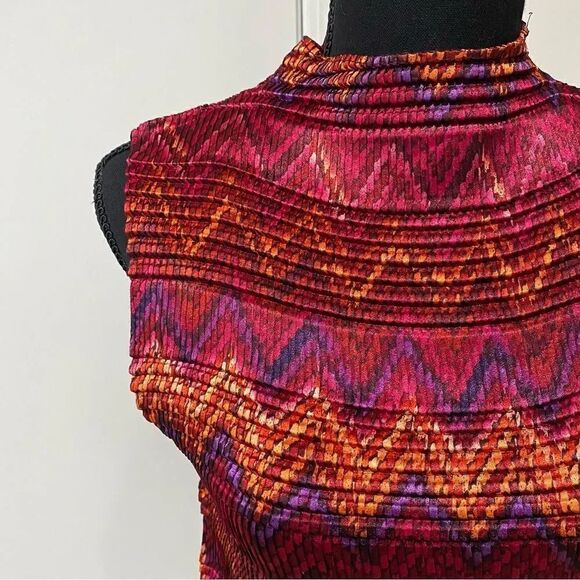 Vintage Nicola Crinkle Tank size XL - Picture 3 of 5